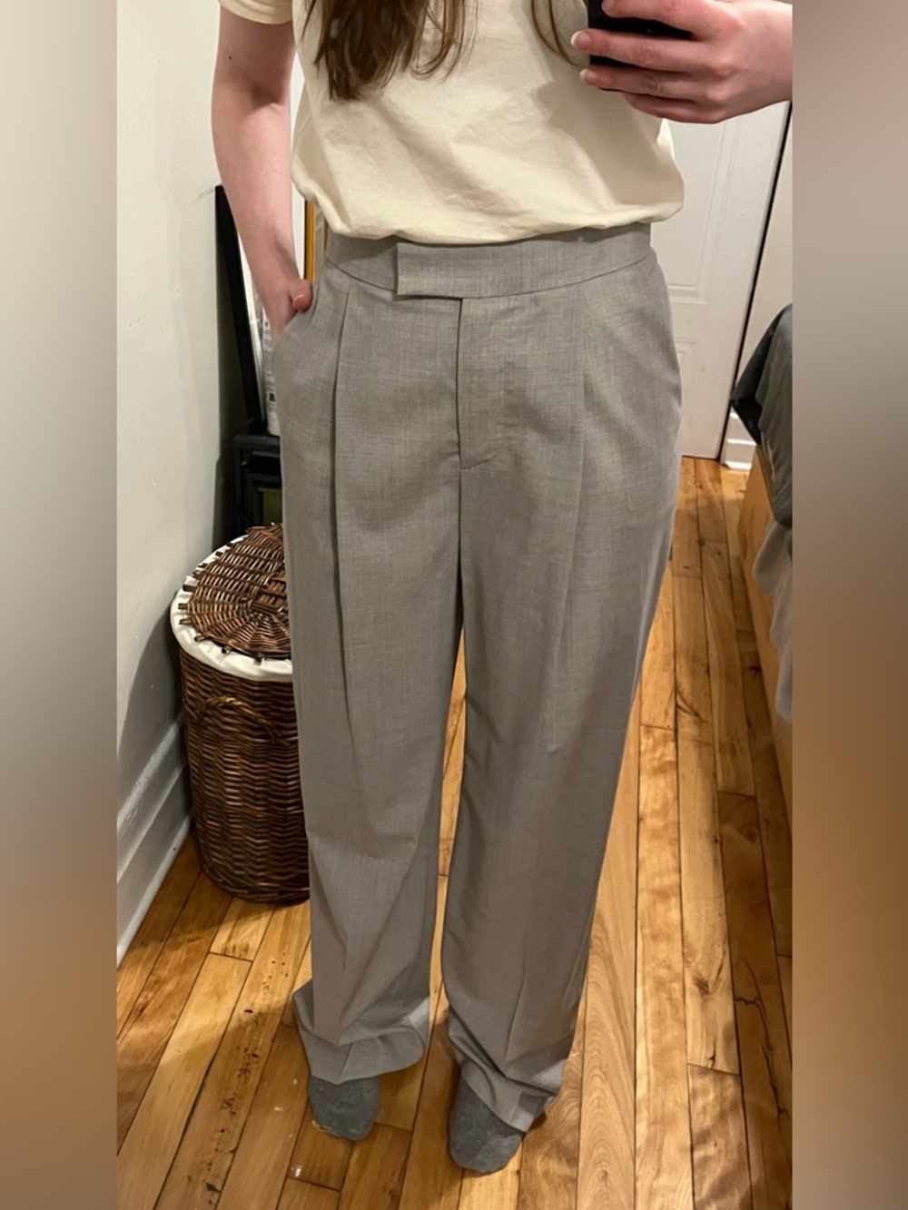 NWOT Classic Women’s Grey pleated trousers  - Tailored Straight Fit